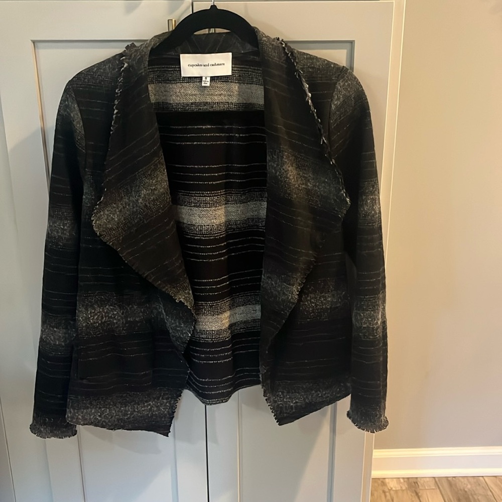 EUC cashmere & cupcakes lightweight wool blend blazer, sz S